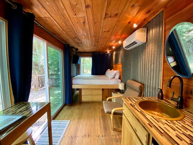 Barefoot Hills Sunset Shipping Container Cabin Boutique Hotels For Rent In Dahlonega Georgia United States