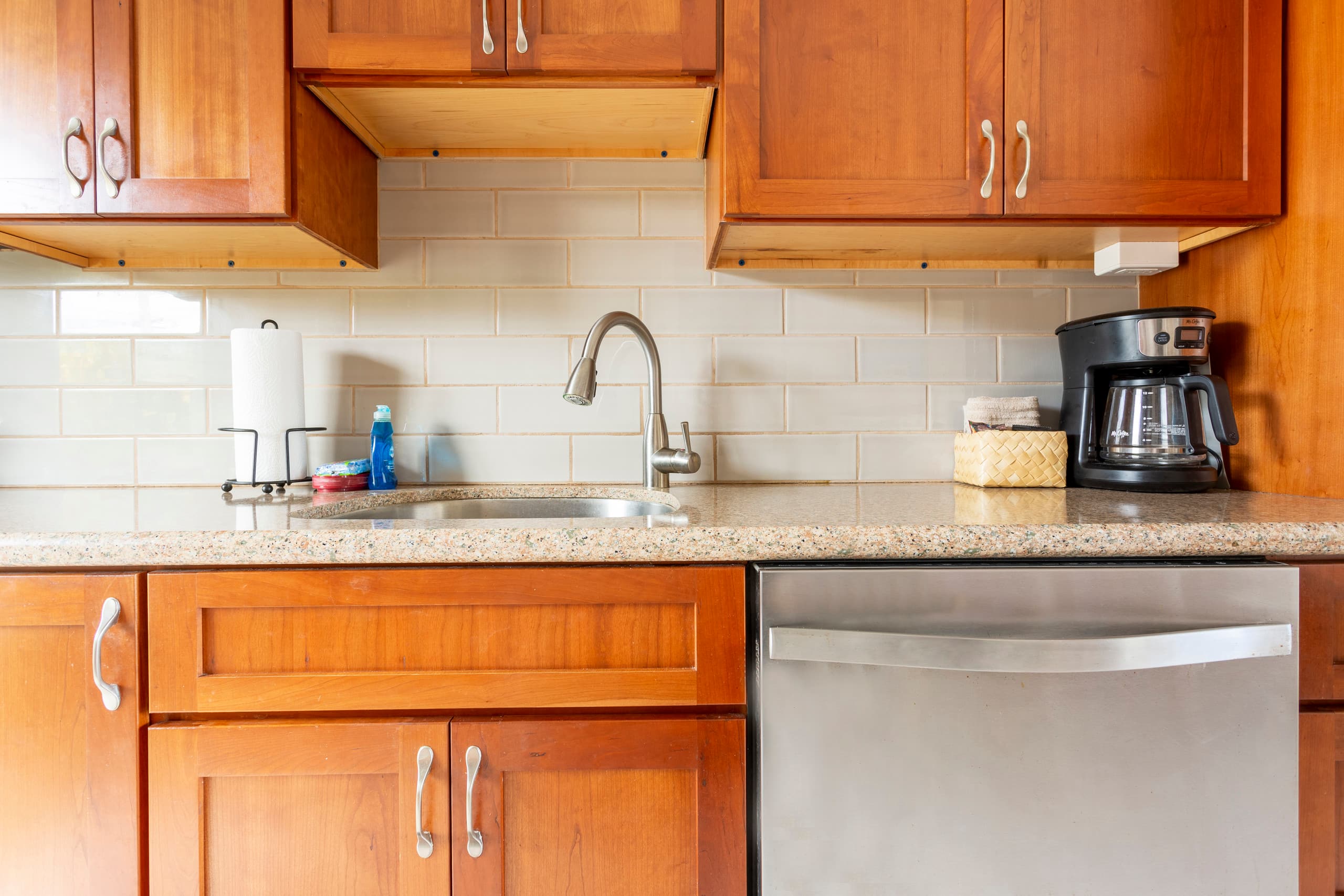 Condo in Kailua-Kona · ★4.8 · Studio · 1 bed · 1 bath - Image 5
