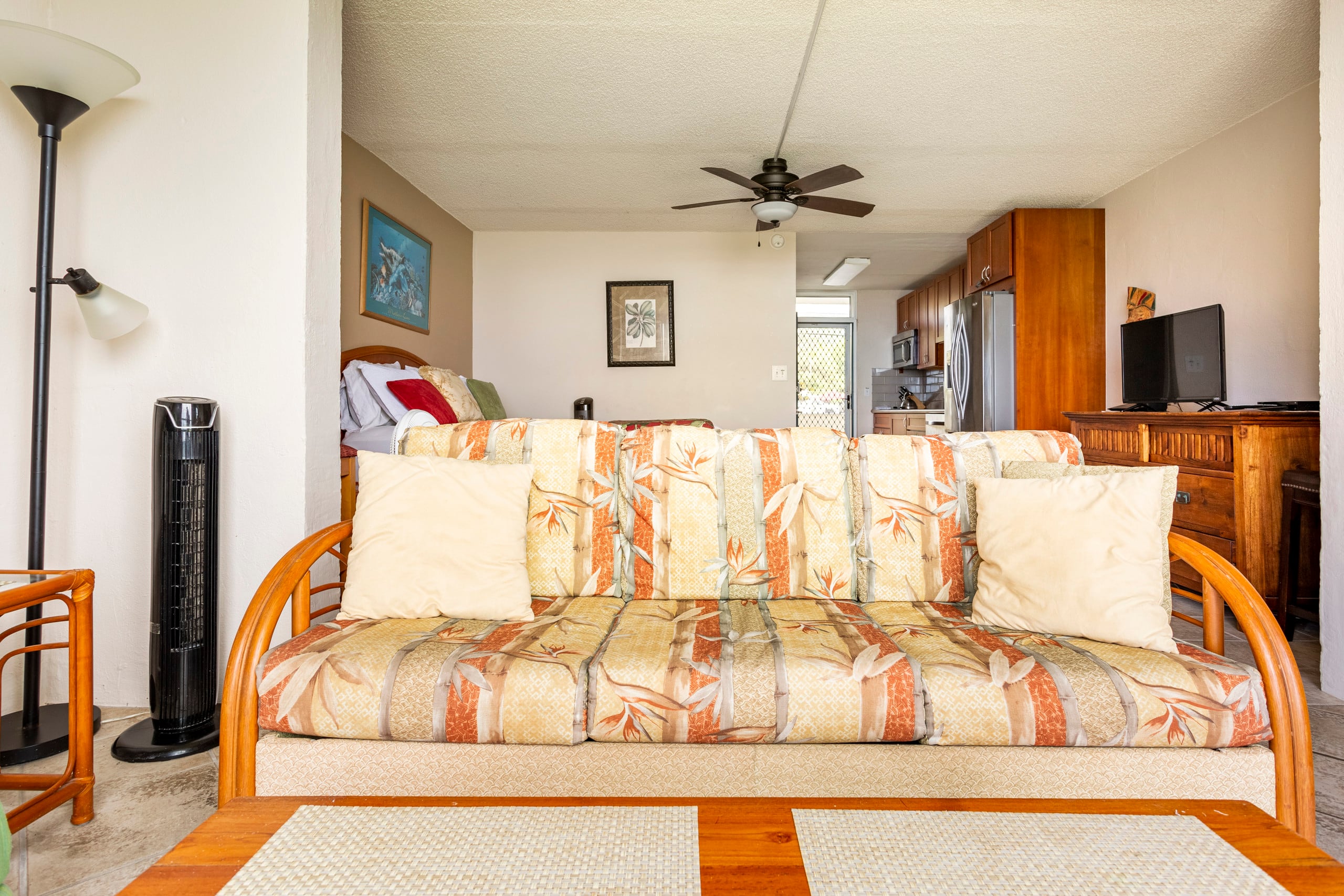 Condo in Kailua-Kona · ★4.8 · Studio · 1 bed · 1 bath - Image 13