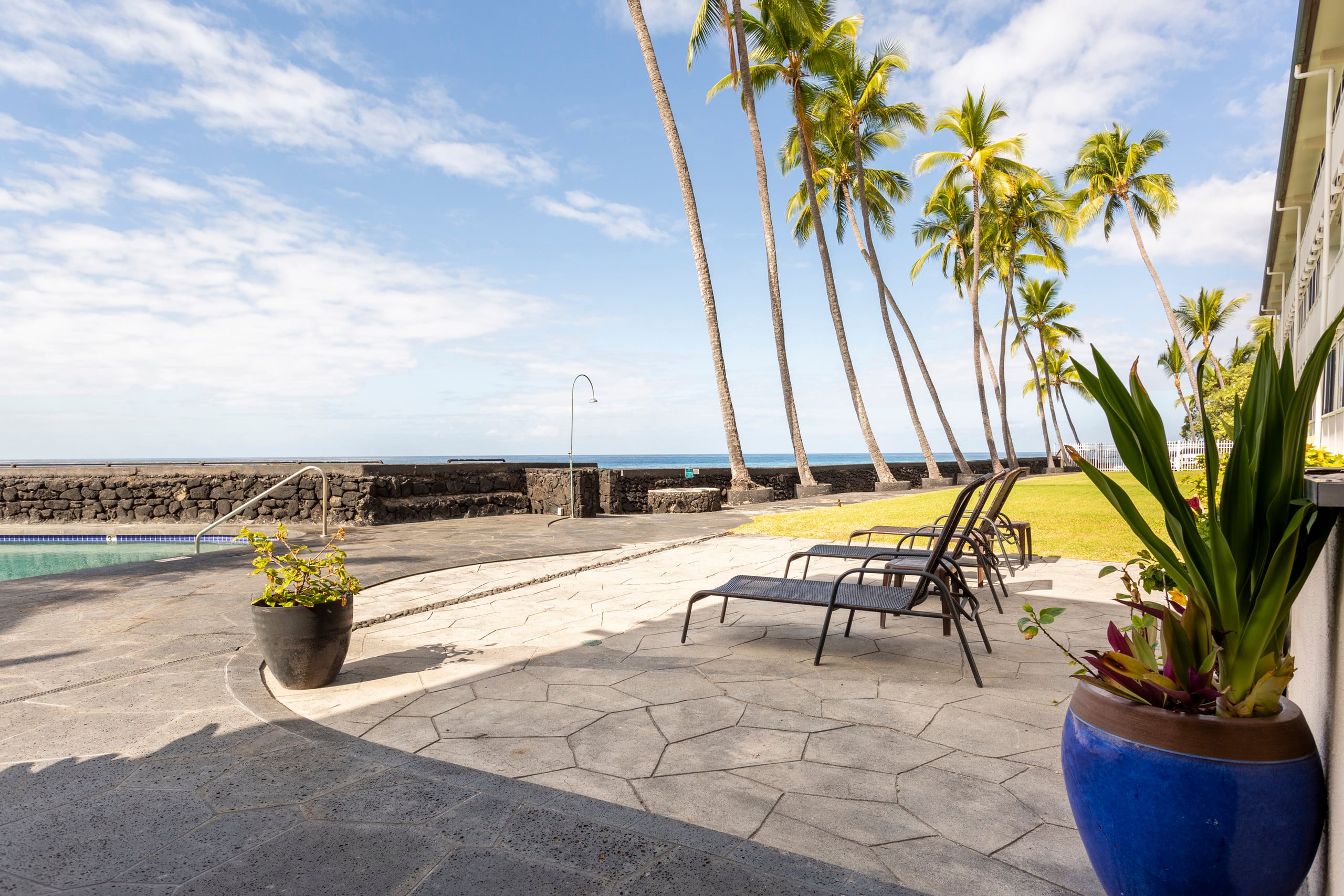 Condo in Kailua-Kona · ★4.8 · Studio · 1 bed · 1 bath - Image 21