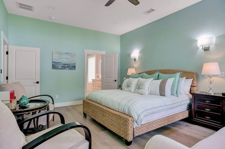 Chambre principale au rez-de-chaussée