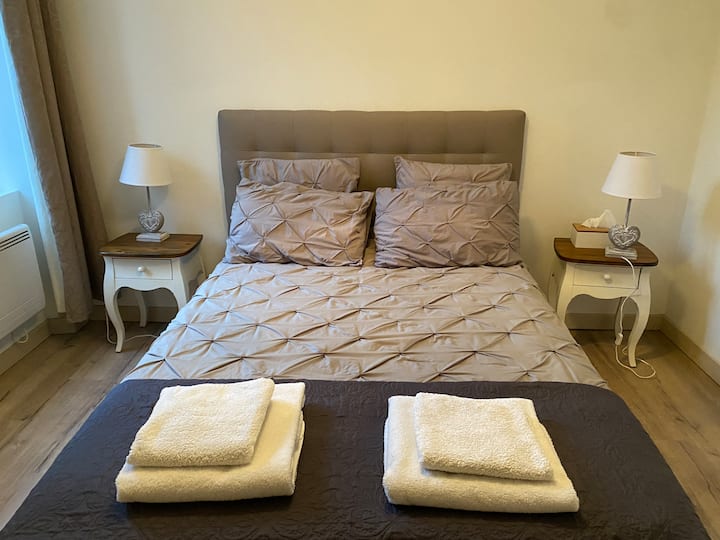 غرفة النوم 1