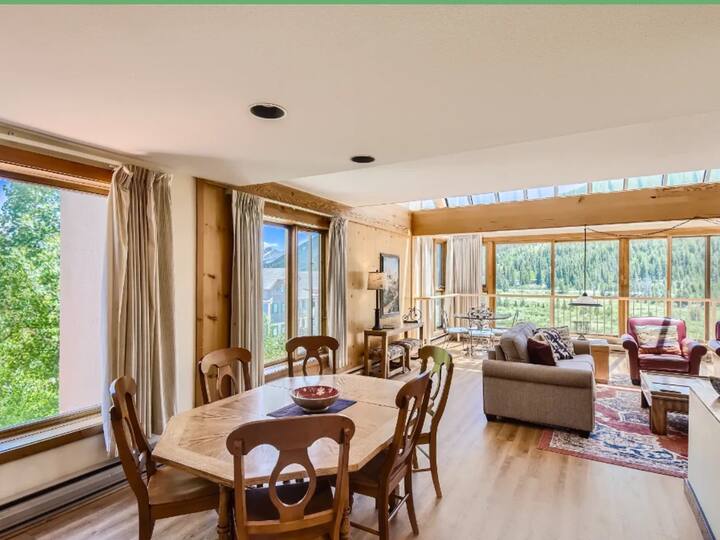 Keystone Village Penthouse