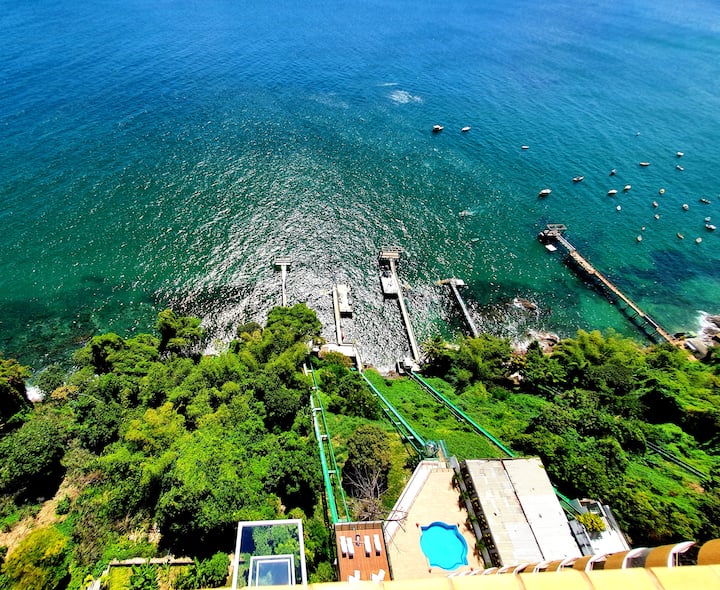 Beautiful loft in Vitória with ocean access