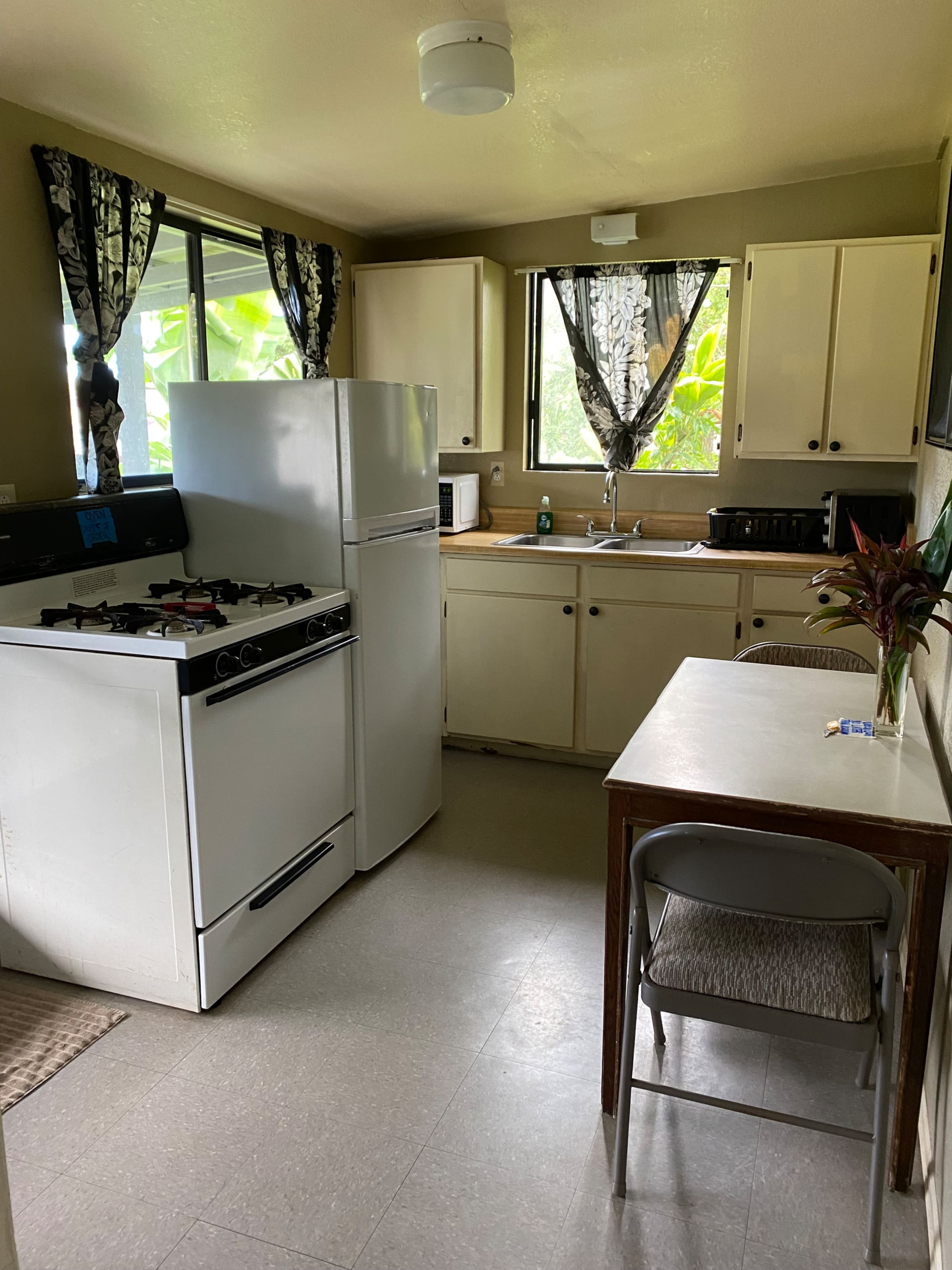 Home Hana Hale 415. per night for 6 people - Photo 3