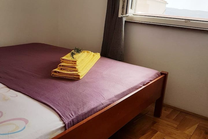 Spavaća soba 1