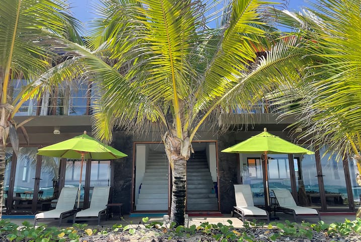 Entire home with 2 bedrooms in Galapagos - Mi Playa Galapagos Beachfront - Blue House