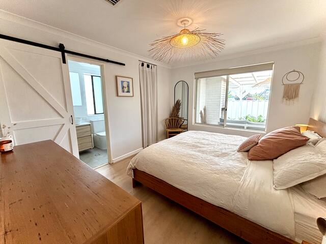 Coastal Sanctuary gallery image 3