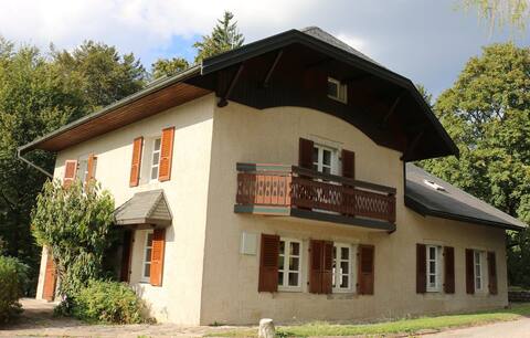 Valentine's House (Family House - Jura)