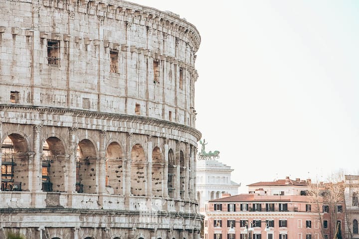Restart Roof top Views – Colosseum – Torlonia