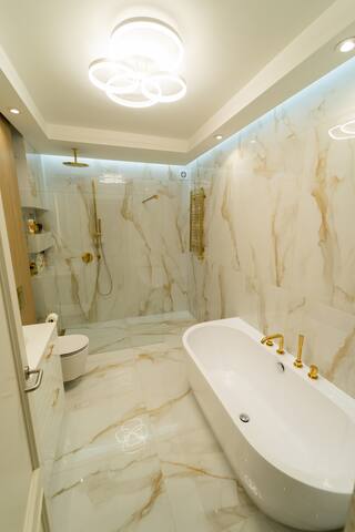 Villa Victoria, with beautiful panoramic views gallery image 3