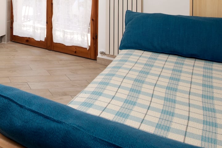 One Large Bedroom Apartment With Big Nice Terrace - Pietra Ligure