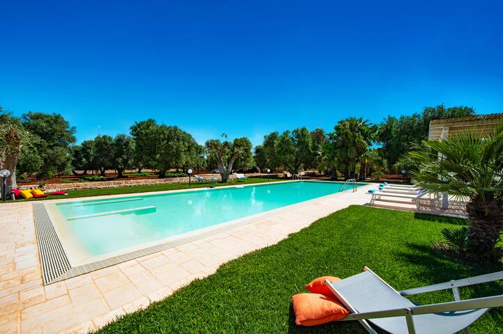 Wonderful old farmahouse in Puglia gallery image 5