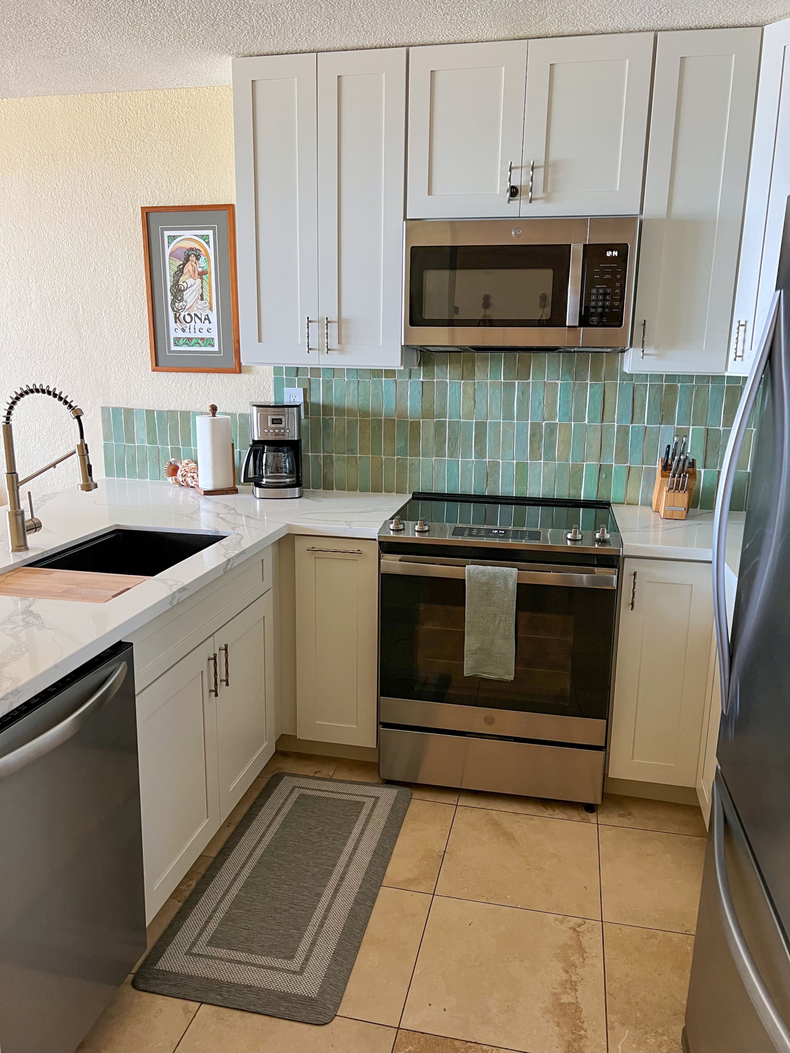 Condo in Kailua-Kona · ★4.97 · 1 bedroom · 2 beds · 1 bath - Image 8