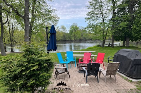 Riverfront 5-BR Escape|Wheelchair Access