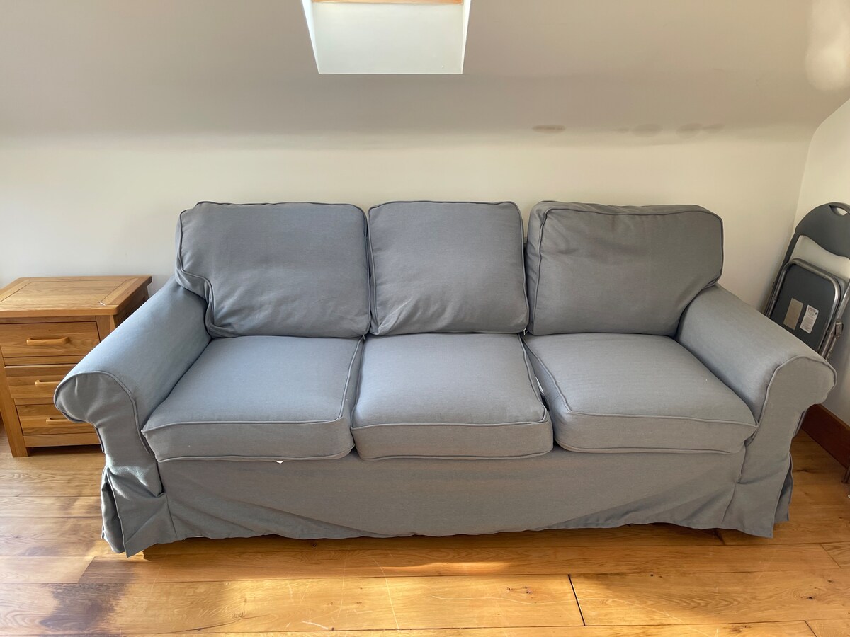 Top performing Airbnb: Apartment with a view in Shadwell