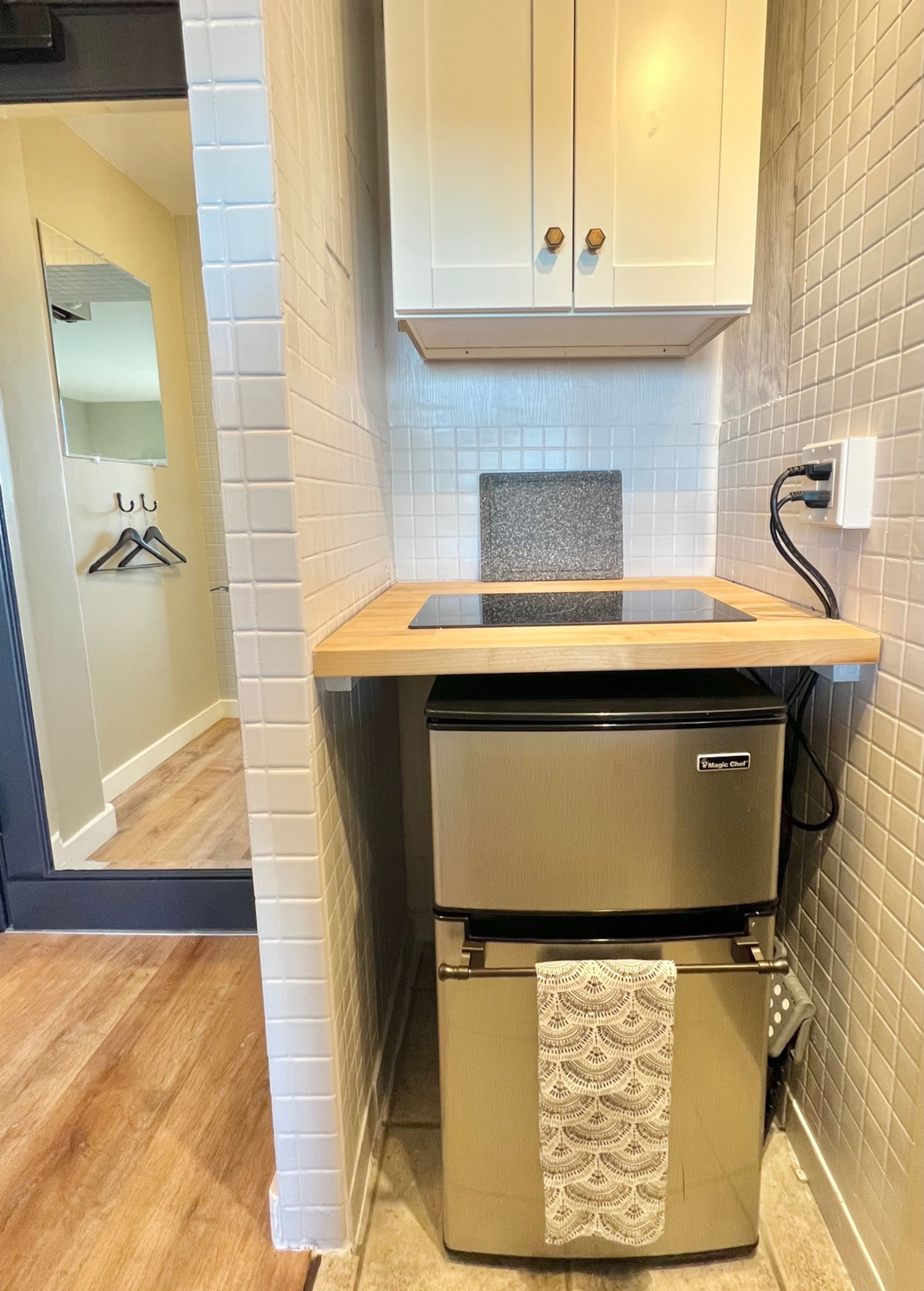 Condo in Honolulu · ★4.71 · Studio · 1 bed · 1 bath - Image 3