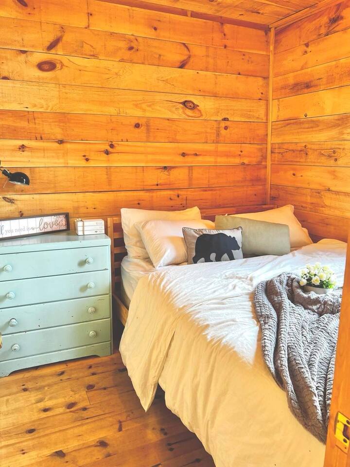 Muskoka Lake Cottages8 Cabins on Brandy Lake Cottages for Rent in