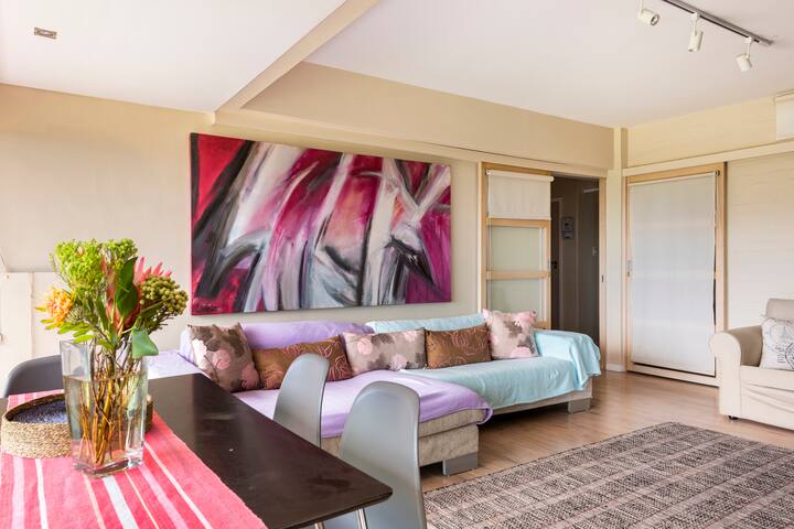 Spacious family haven in the heart of Camps Bay! gallery image 3