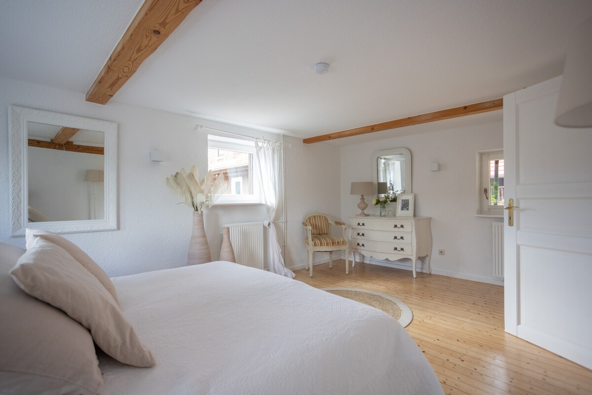 3 izby na 2. poschodí