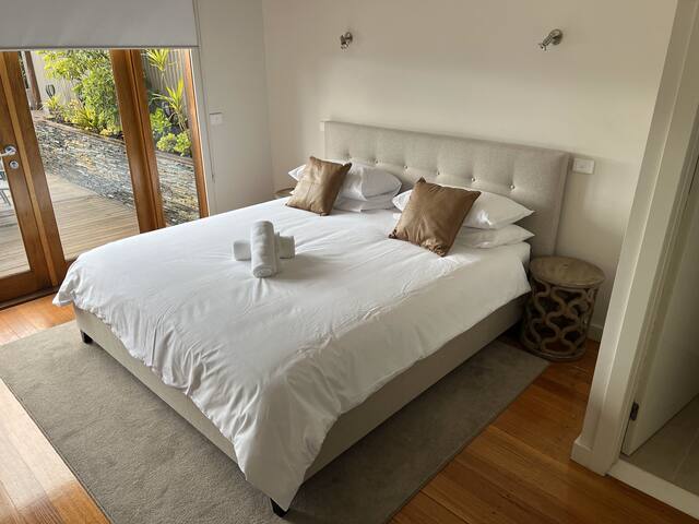 Seaside Getaway Dromana – Perfect for Families gallery image 5