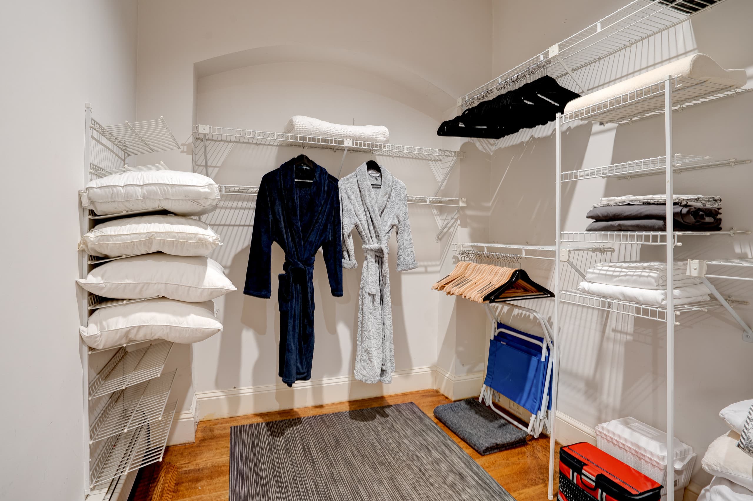 Condo in San Francisco · ★4.99 · 1 bedroom · 2 beds · 1 bath - Image 7