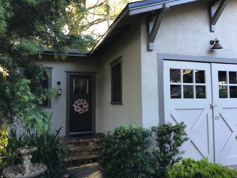 Top Airbnb: The Studio in College Park