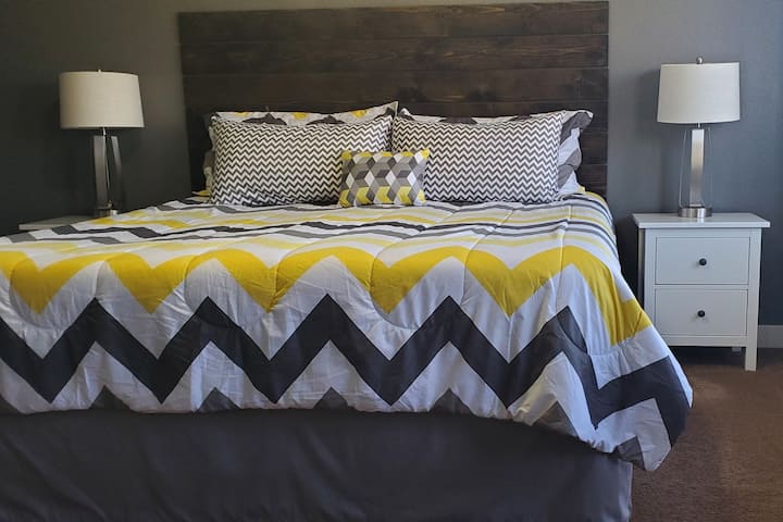 Master Bedroom - King