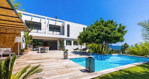 Architect villa sea view 15min from Nice