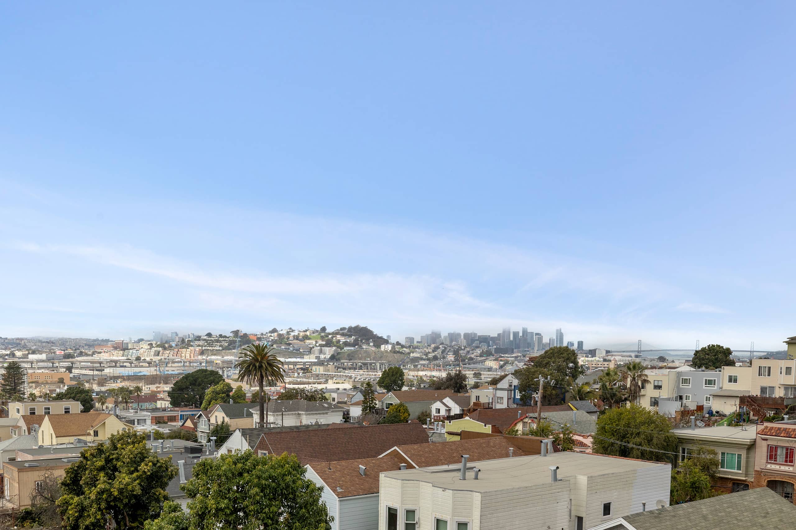 Home in San Francisco · ★4.9 · 3 bedrooms · 3 beds · 3 private baths - Image 57