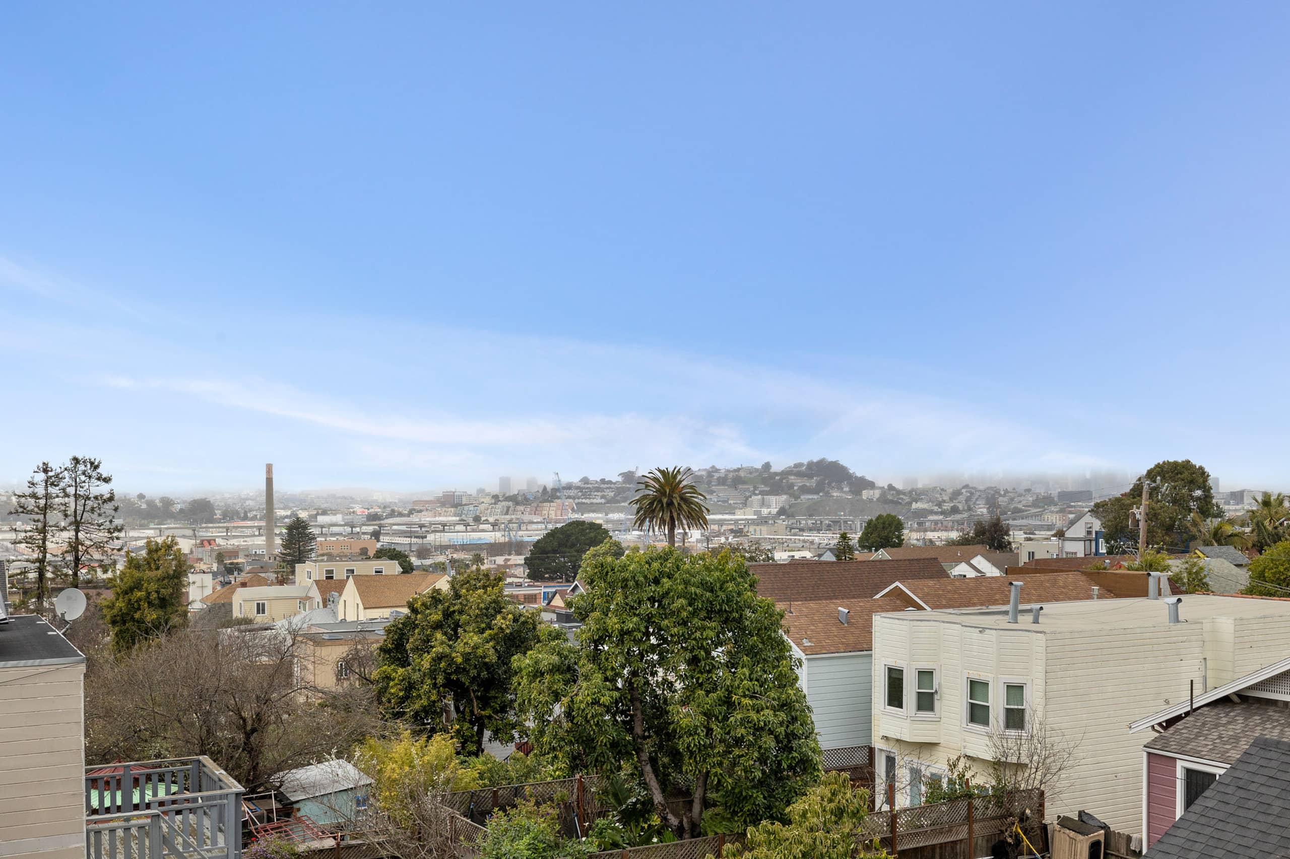 Home in San Francisco · ★4.9 · 3 bedrooms · 3 beds · 3 private baths - Image 58