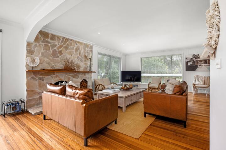 French Inspired Adelaide, Beach Home, Blairgowrie gallery image 3
