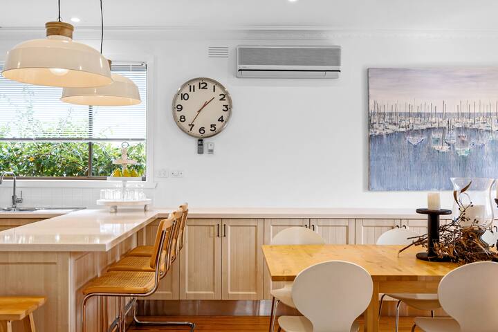 French Inspired Adelaide, Beach Home, Blairgowrie gallery image 2