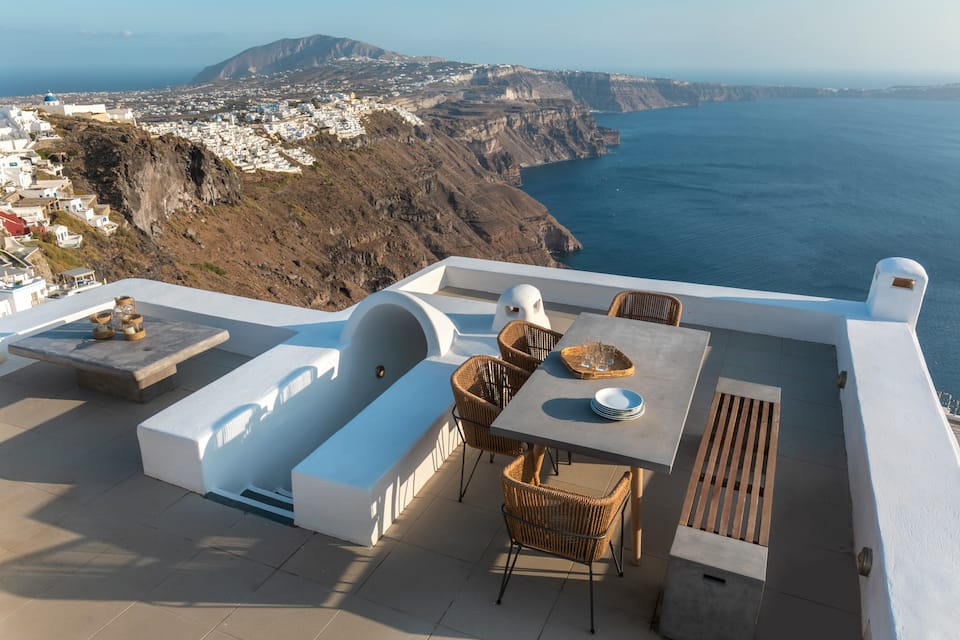 Pura Vida Villa, on the caldera edge, Imerovigli, Santorini, Greece, photo 2 of 10