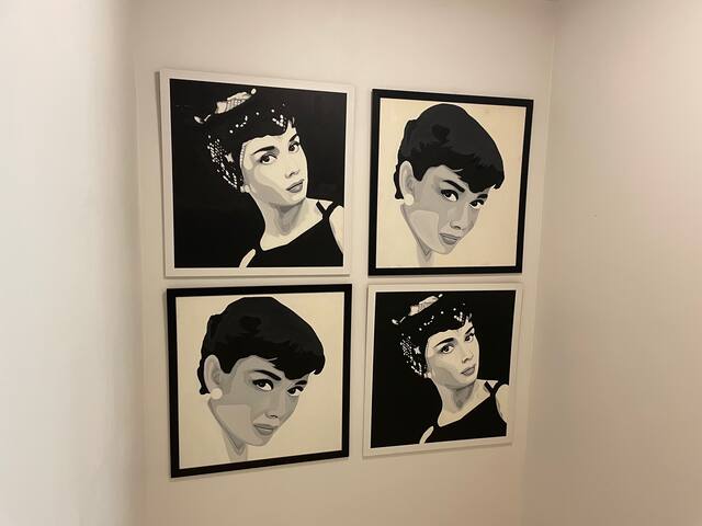 3BR (200sqm.) Private and near BTS/MRT gallery image 3