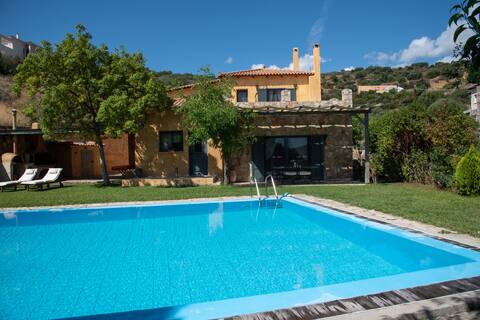 Pool Villa Panormos