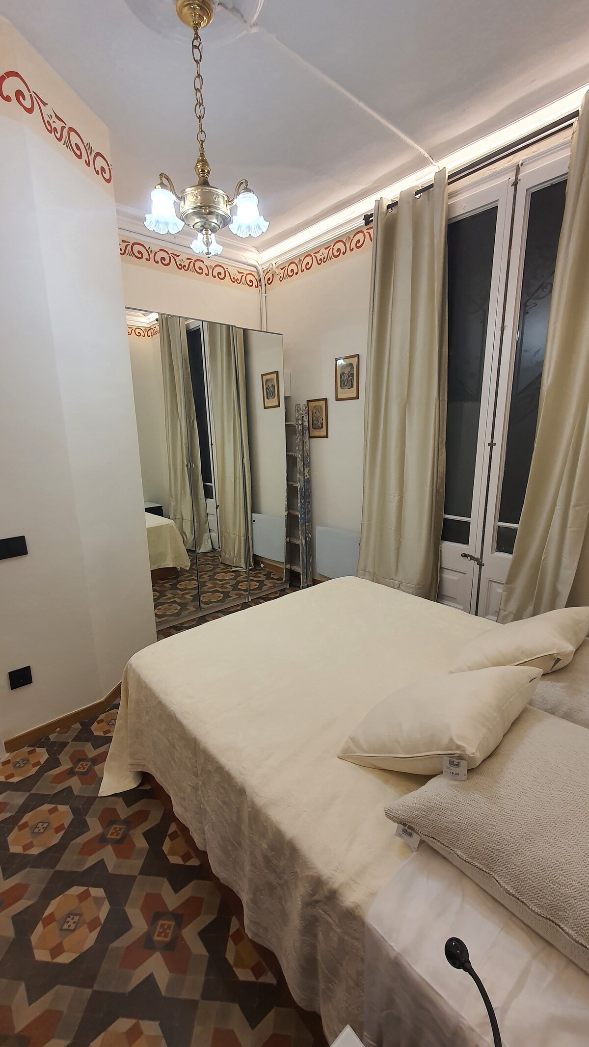 საძინებელი 1