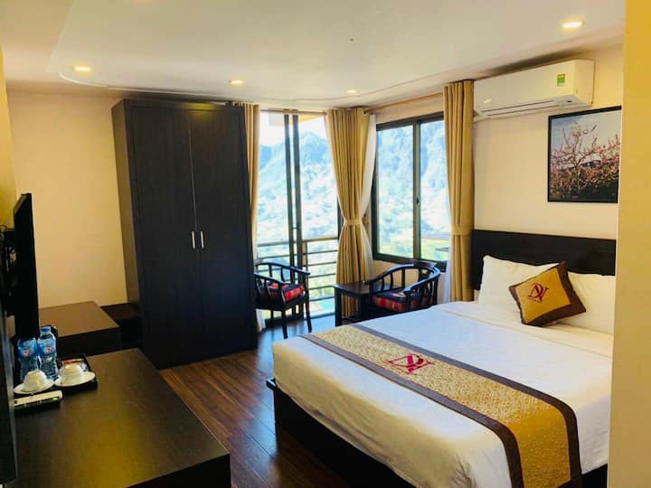 Bedroom 9