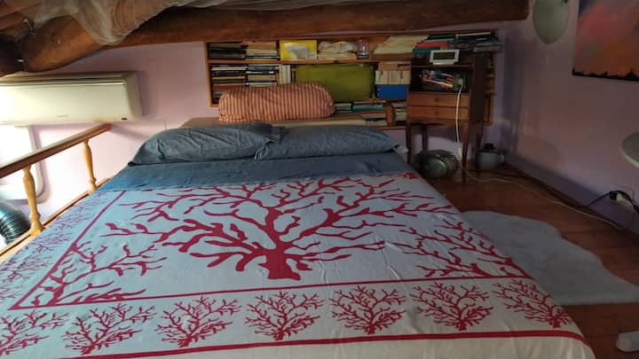 Double bedroom in the mezzanine