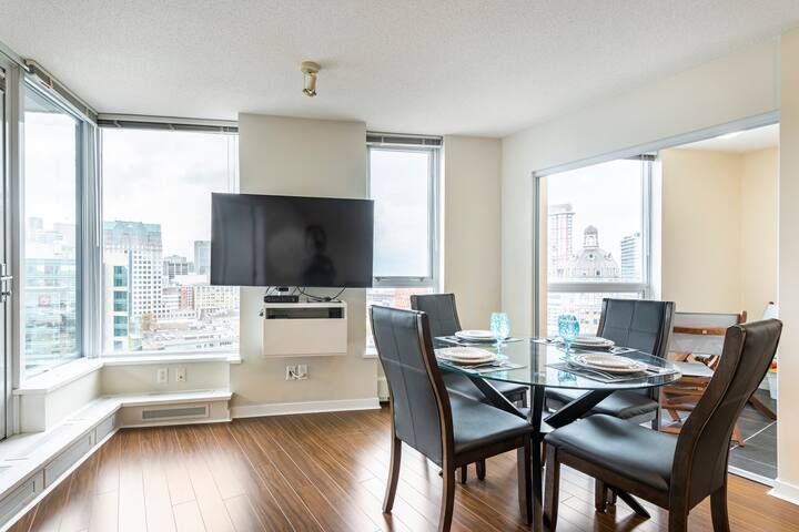 Gorgeous Views! Parking high floor. Licensed AC gallery image 5