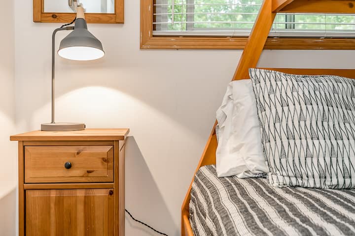 חדר שינה משני (זוגי + יחיד)