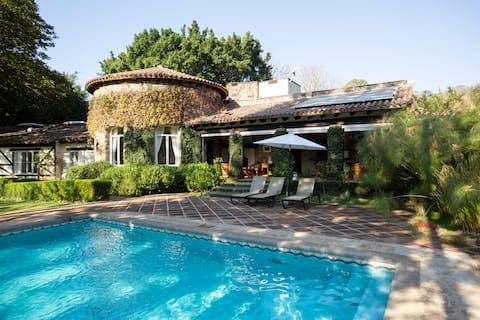 Popular Airbnb listing: Lovely house in the village in Malinalco