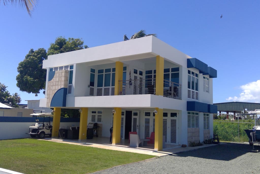 Modern Beach House Salinas Houses for Rent in Salinas, Salinas