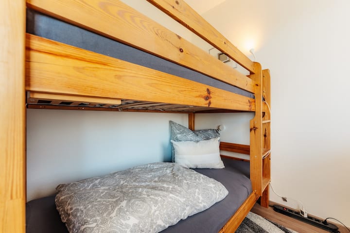 Chumba cha kulala 2 na vitanda vya ghorofa