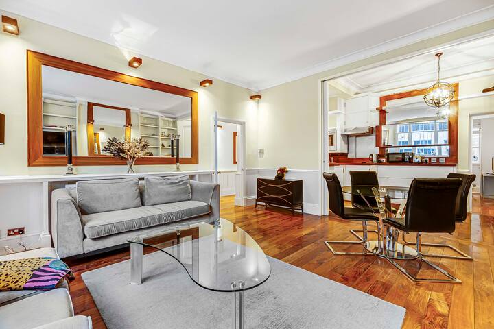 Ivy | Queens Gate II | Pro-Managed