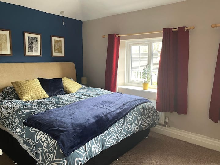 Спална соба 1 - суперголем кревет и единечен футон