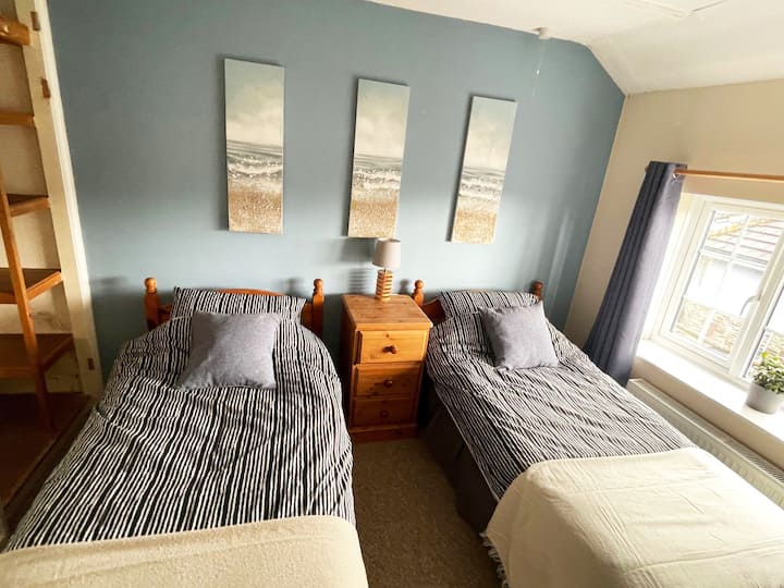 Спална соба 3 - двокреветна соба