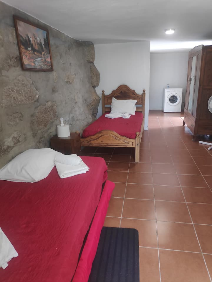 Quarto de grupos / Shared room