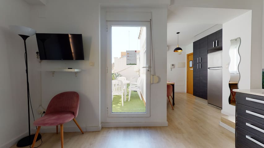 Flats For You managed Airbnb listing 2