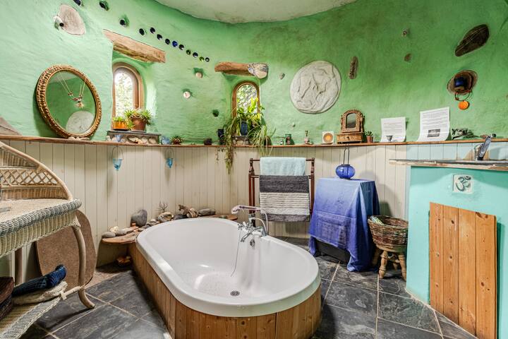 Quiet Earth Eco Retreat St Dogmaels Pembrokeshire